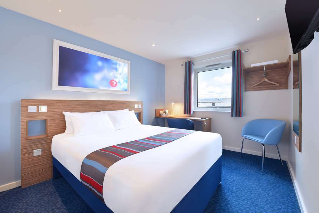Travelodge Preston Chorley Chorley  Room photo